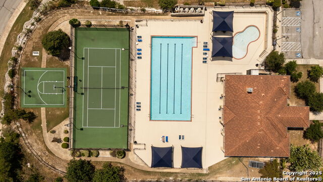 Image 37 of 40 For 8250 Cruiseship Bay 702