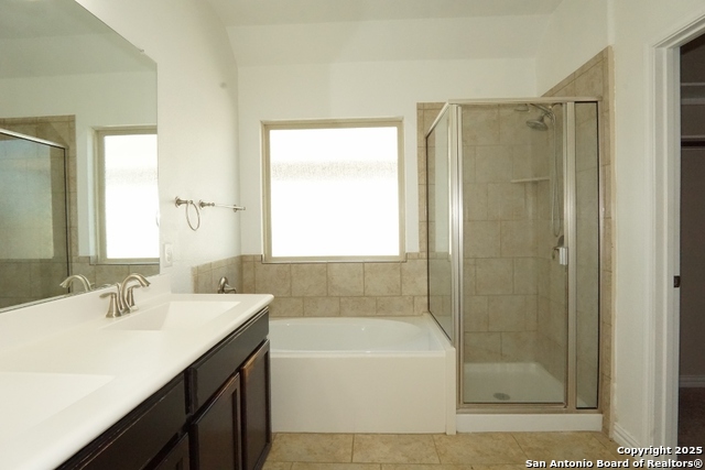 Listing photo id 8 for 13812 Bellows Path