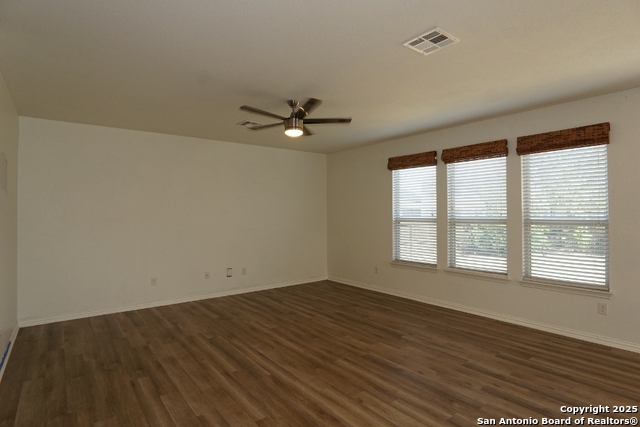 Listing photo id 7 for 13812 Bellows Path