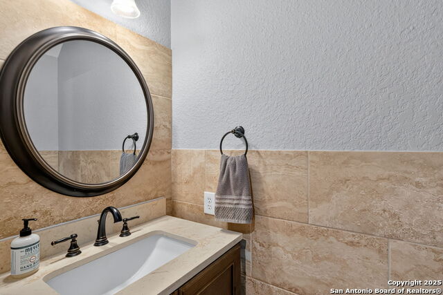 Image 17 of 28 For 8338 Setting Moon