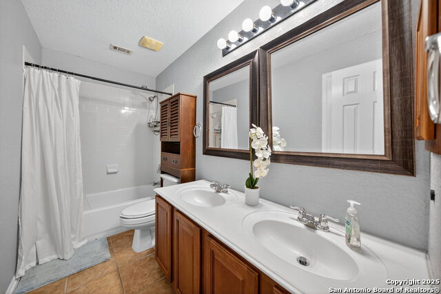 Image 19 of 28 For 8338 Setting Moon