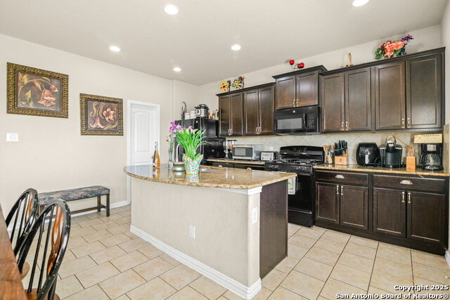 Image 9 of 26 For 9714 Marbach Crst N