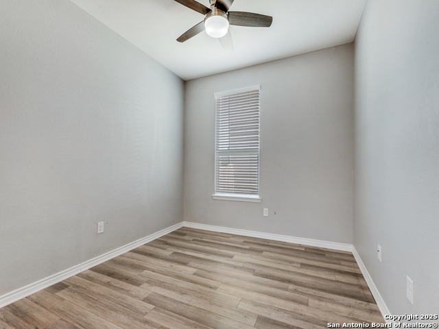 Listing photo id 9 for 8281 Assumption