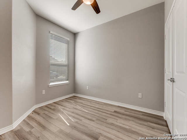 Listing photo id 17 for 8281 Assumption