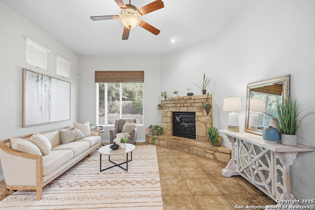 Image 17 of 46 For 1903 Roaring