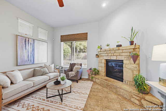 Image 18 of 46 For 1903 Roaring