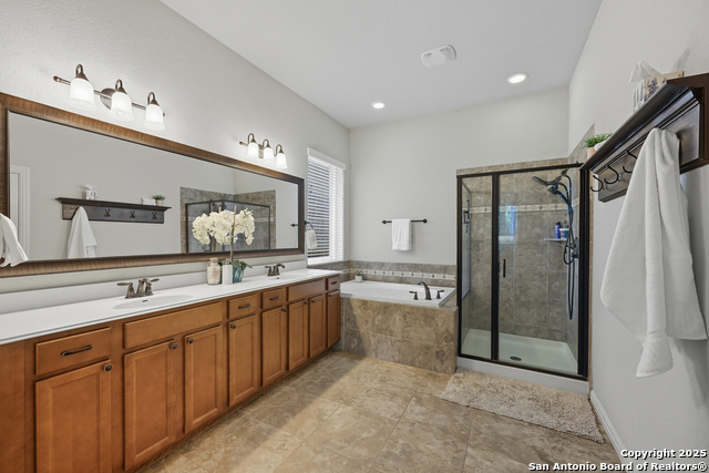 Image 25 of 46 For 1903 Roaring