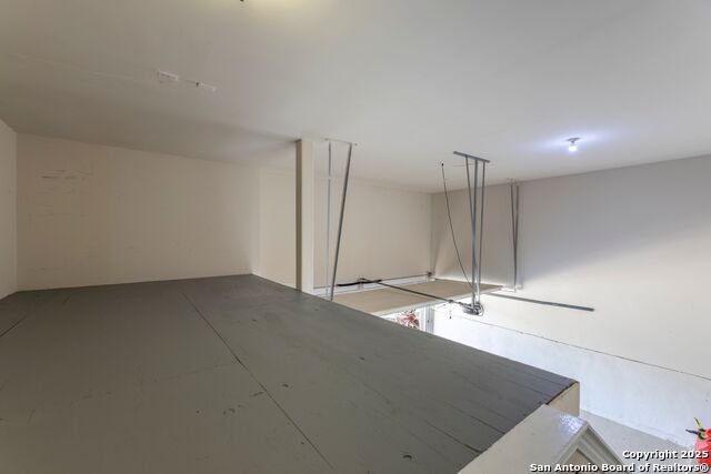 Image 39 of 46 For 1903 Roaring