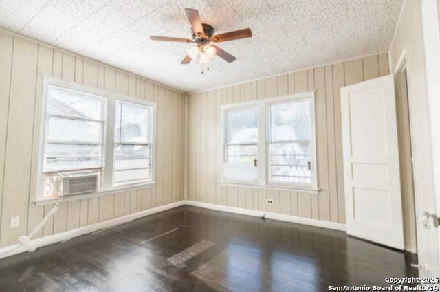 Image 11 of 17 For 127 Kaine  