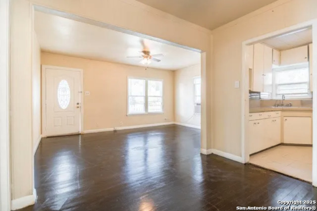 Image 2 of 17 For 127 Kaine  