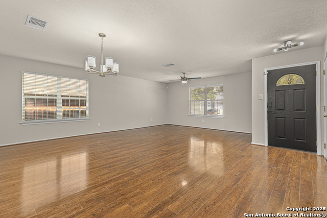 Image 5 of 29 For 10426 Manor Crk