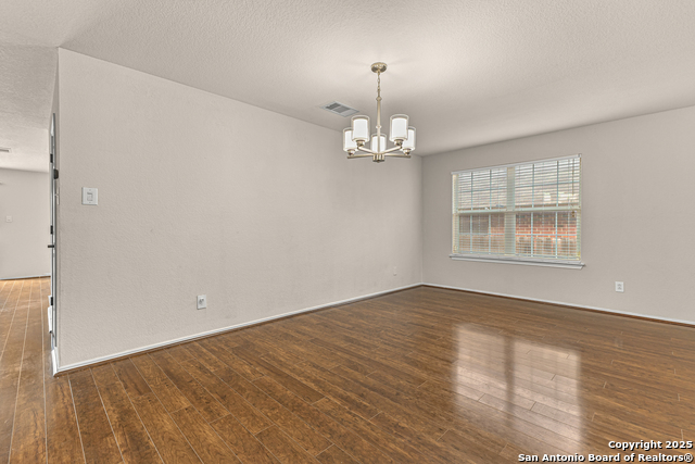 Image 8 of 29 For 10426 Manor Crk