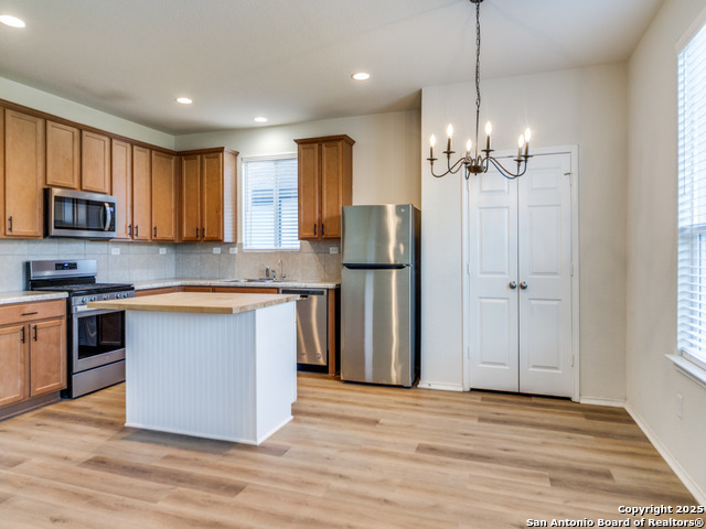 Image 4 of 23 For 7695 Pecos Ridge