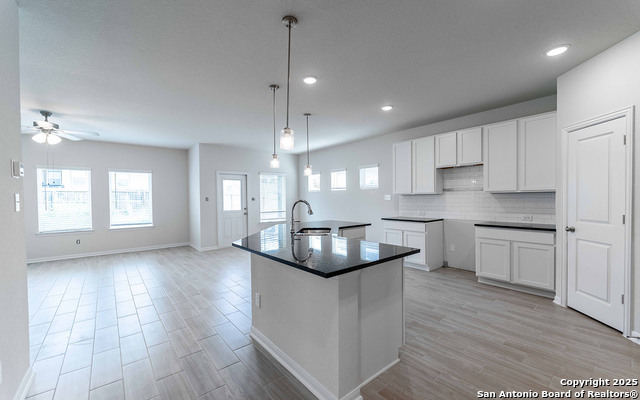 Image 2 of 22 For 2851 Davis Trace