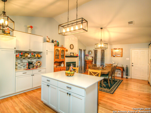 Image 11 of 49 For 213 Bluebonnet