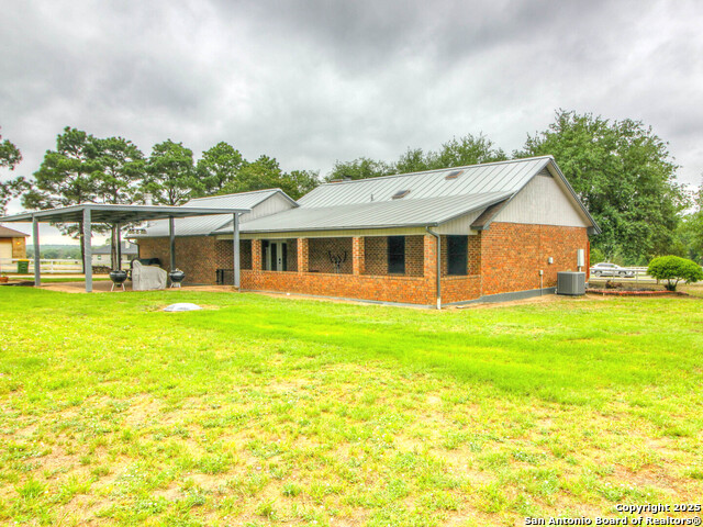 Image 28 of 49 For 213 Bluebonnet