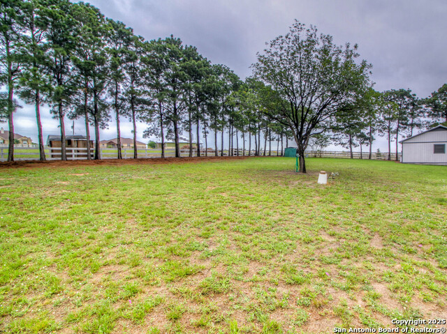 Image 33 of 49 For 213 Bluebonnet