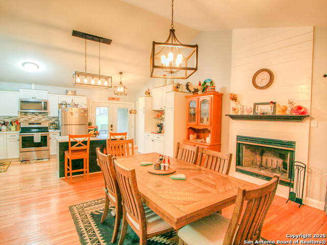 Image 5 of 49 For 213 Bluebonnet