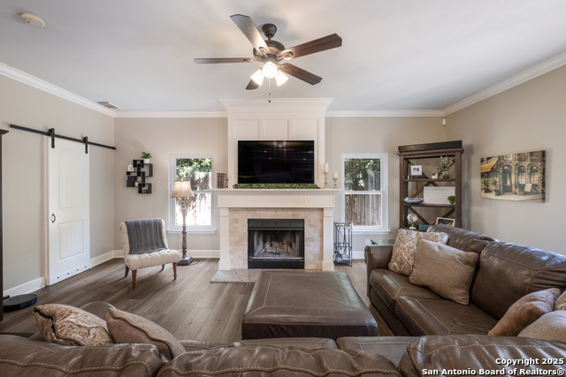 Image 9 of 31 For 13314 Galicia