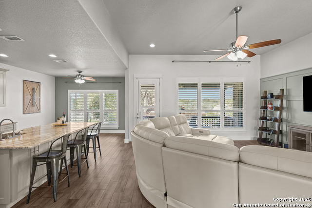 Image 12 of 75 For 100 Ashton W