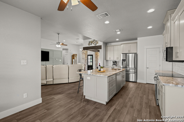 Image 20 of 75 For 100 Ashton W