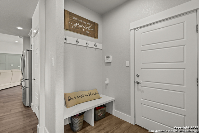 Image 42 of 75 For 100 Ashton W