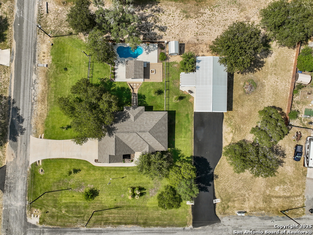 Image 62 of 75 For 100 Ashton W