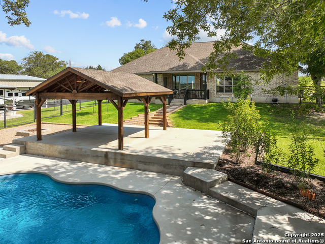 Image 69 of 75 For 100 Ashton W