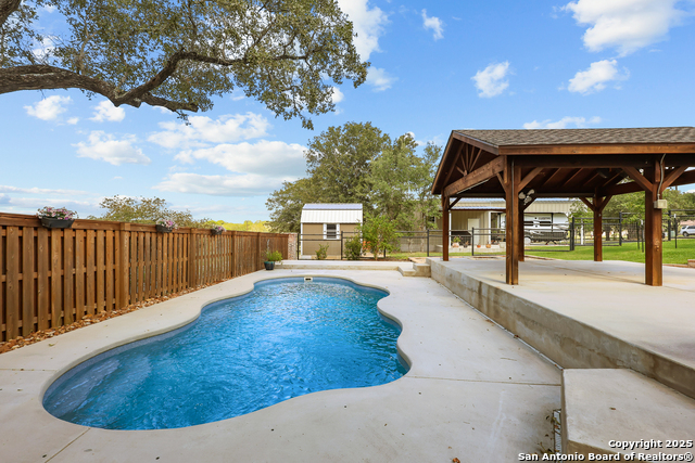 Image 71 of 75 For 100 Ashton W