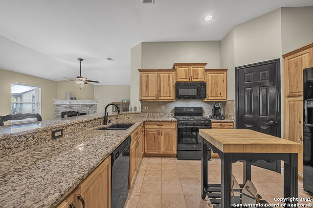 Image 10 of 28 For 12806 Red Clay