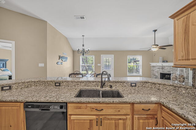 Image 13 of 28 For 12806 Red Clay