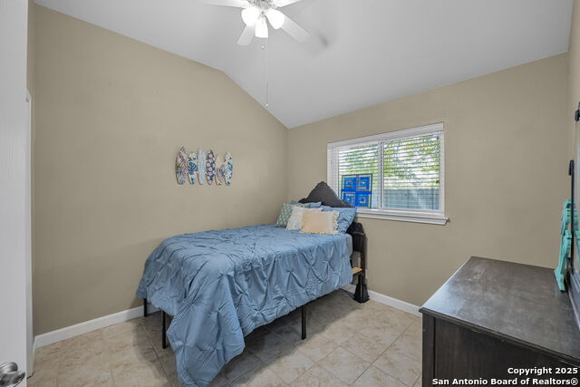 Image 21 of 28 For 12806 Red Clay