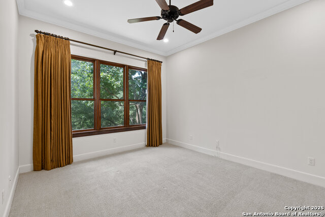 Image 40 of 65 For 179 Riverwood