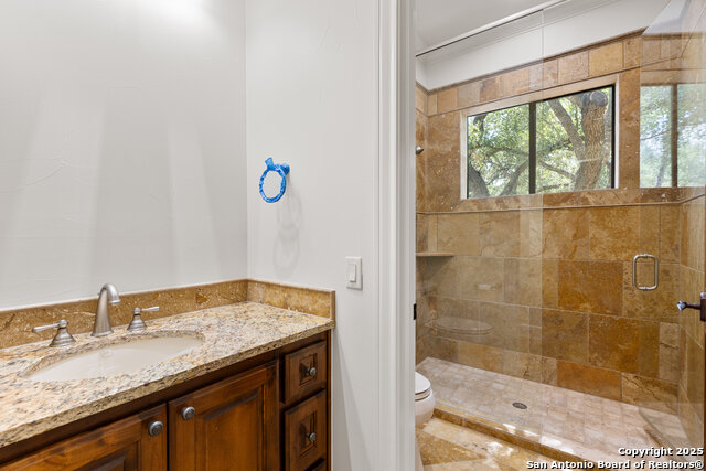 Image 43 of 65 For 179 Riverwood