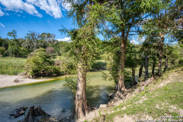 Image 61 of 65 For 179 Riverwood