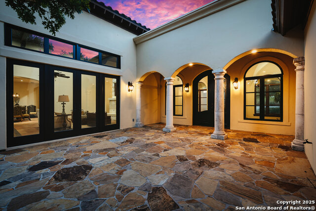 Image 8 of 65 For 179 Riverwood