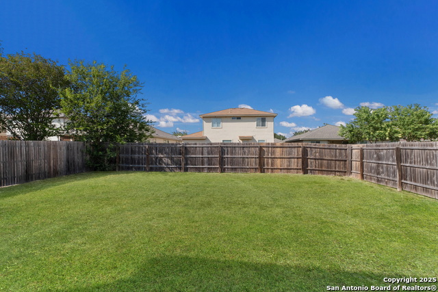 Image 26 of 31 For 8415 Blackstone