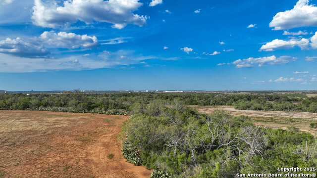 Image 8 of 20 For 000 Von Ormy Rd