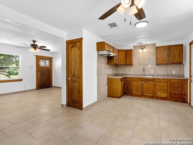 Image 10 of 29 For 511 5th  