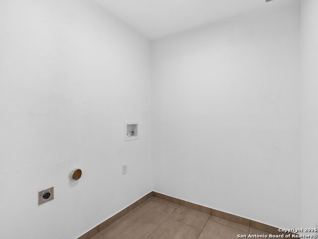 Image 13 of 29 For 511 5th  