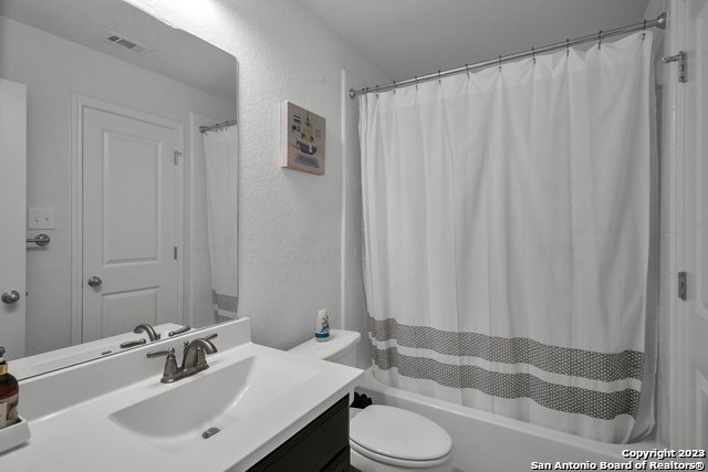 Image 33 of 41 For 3782 Chicory Bend