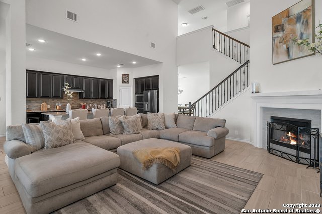 Image 9 of 41 For 3782 Chicory Bend