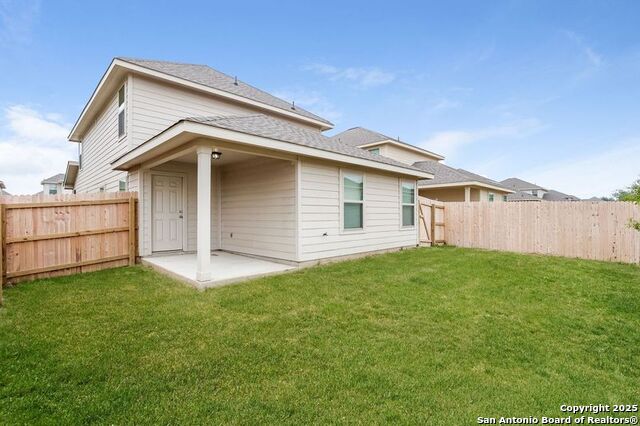 Listing photo id 0 for 2354 Applewhite Meadow
