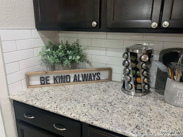 Listing photo id 0 for 7130 Pandora