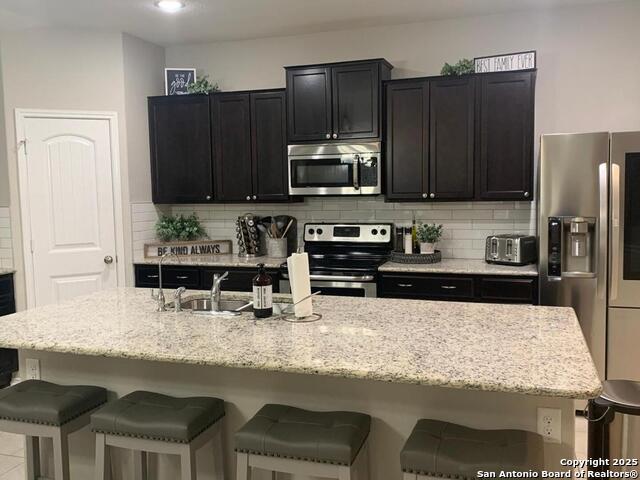 Listing photo id 2 for 7130 Pandora