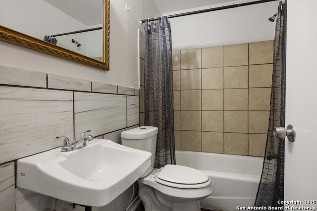 Image 10 of 22 For 2426 Spicewood