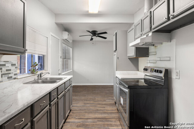 Image 9 of 22 For 2426 Spicewood