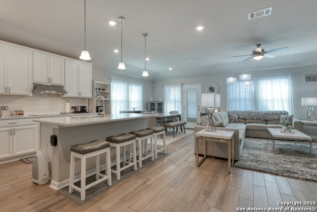 Image 12 of 42 For 3056 Beringer