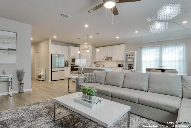 Image 21 of 42 For 3056 Beringer