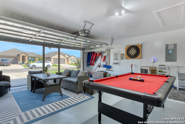 Image 35 of 42 For 3056 Beringer